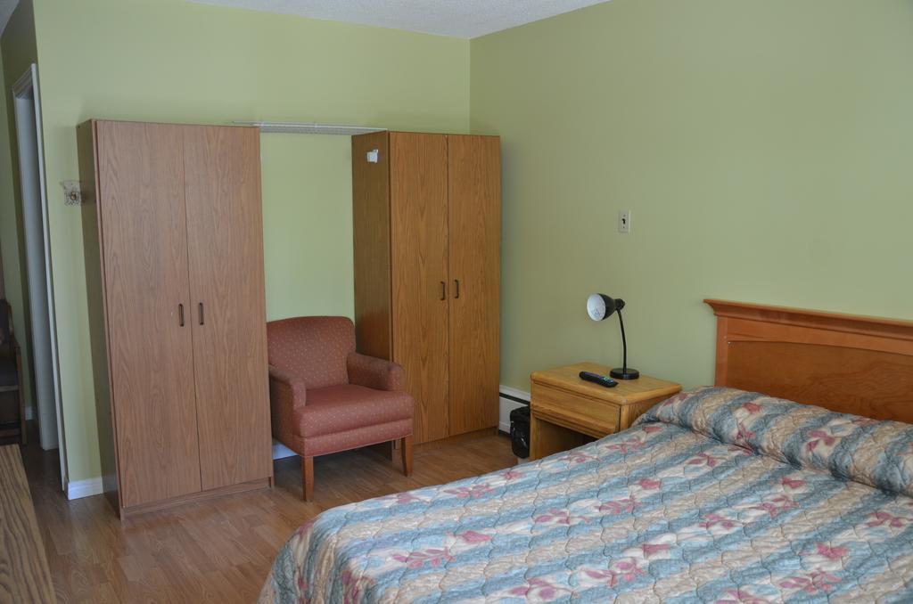 Coachman Inn Regina Chambre photo